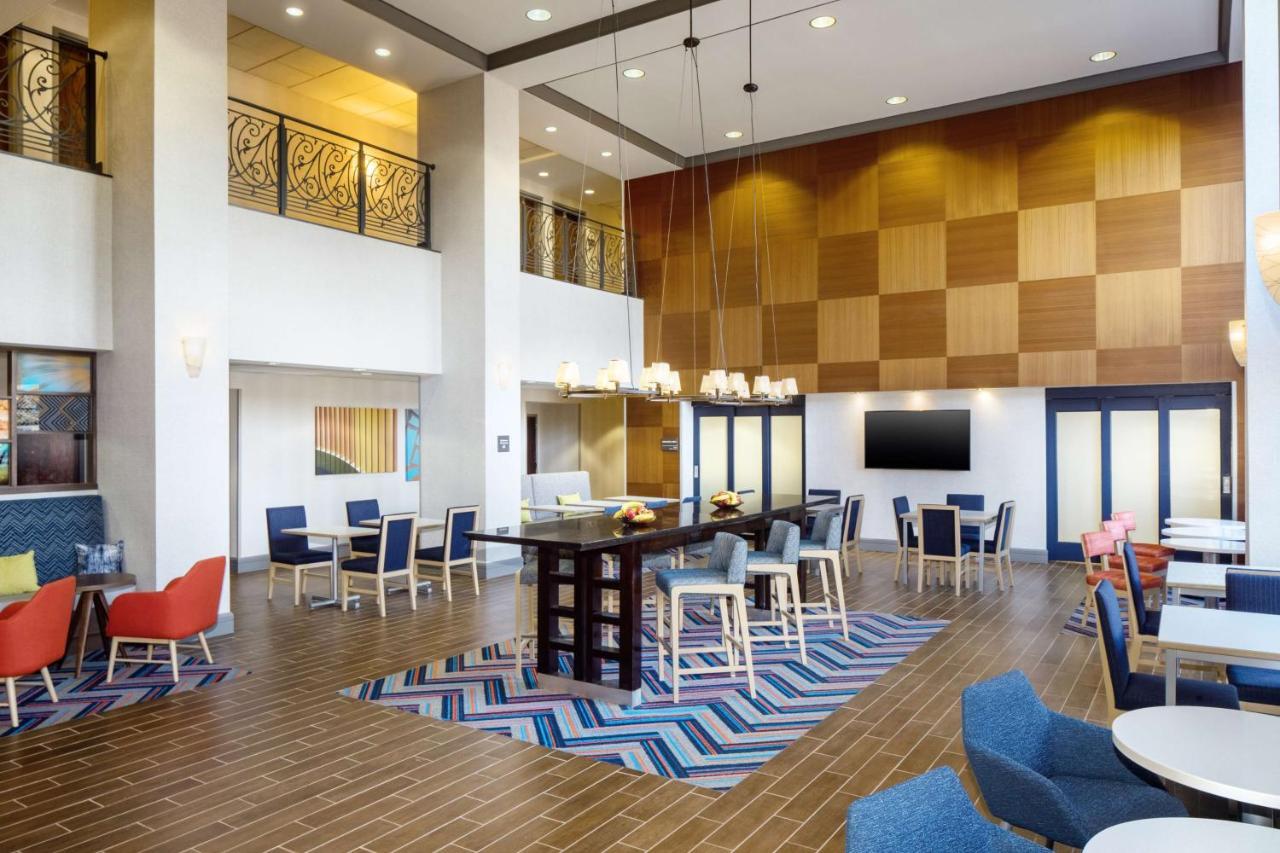 Hampton Inn By Hilton Garden City Long Island Экстерьер фото