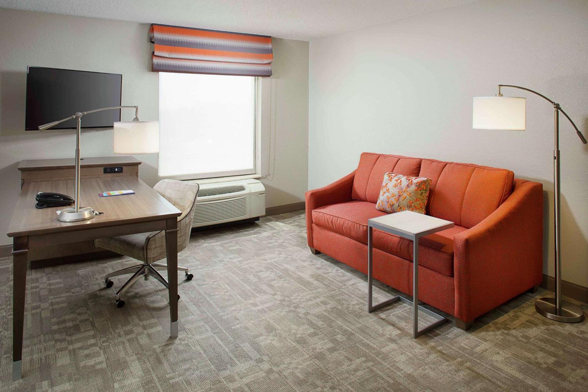 Hampton Inn By Hilton Garden City Long Island Экстерьер фото
