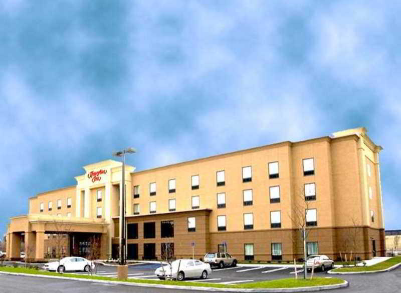 Hampton Inn By Hilton Garden City Long Island Экстерьер фото